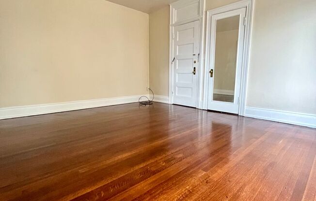 1 bed, 1 bath, $1,050, Unit 535