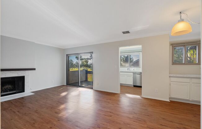 3 beds, 2 baths, $3,400, Unit 6716 Clybourn Ave #252, N. Hollywood, CA 9106