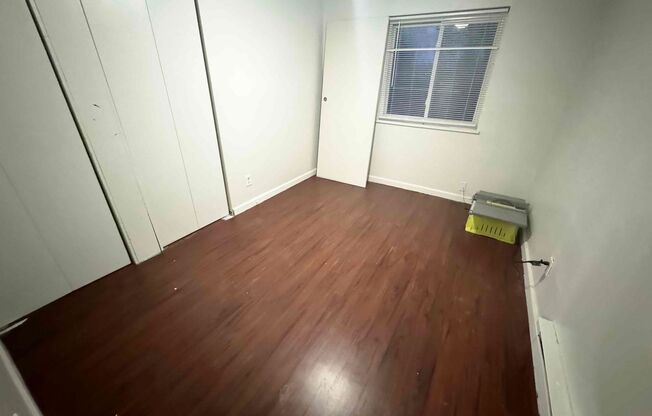 1 bed, 1 bath, 650 sqft, $600