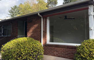 4858 FAUNTLEROY WAY SW