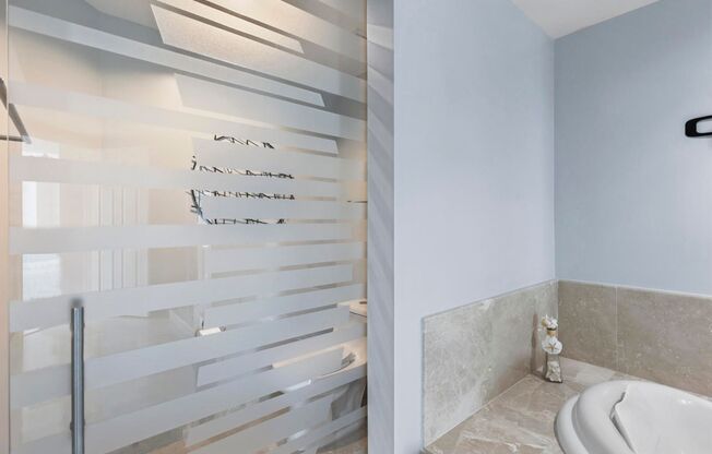 2 beds, 2 baths, $2,695, Unit #104