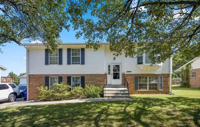 U of Maryland! Spacious Single Family Home in College Park, MD!