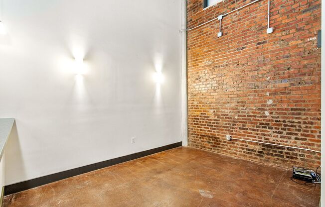 2 beds, 2 baths, 825 sqft, $1,475, Unit APT 120
