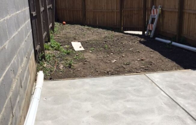 2445 East Huntingdon Street