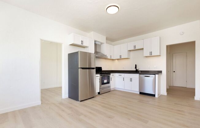 2 beds, 1 bath, 650 sqft, $2,495, Unit 106