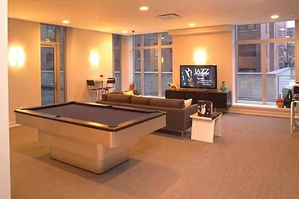 Studio, 1 bath, $3,550, Unit 1124