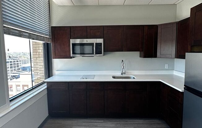 Studio, 1 bath, 250 sqft, $1,550, Unit 1109