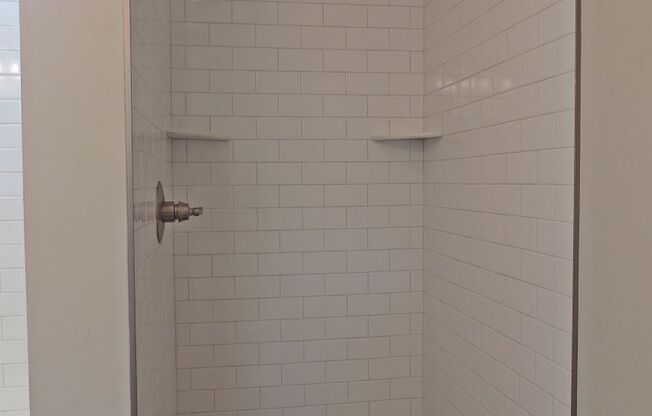 3 beds, 2 baths, $2,250