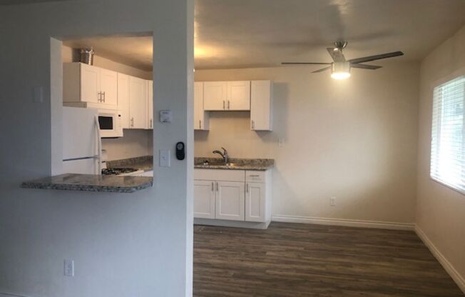 2 beds, 1 bath, 850 sqft, $2,425, Unit 4582