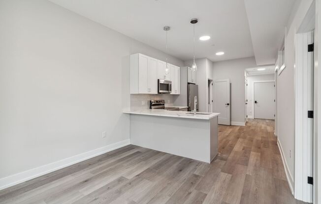 2 beds, 1 bath, 705 sqft, $2,050, Unit Unit 509