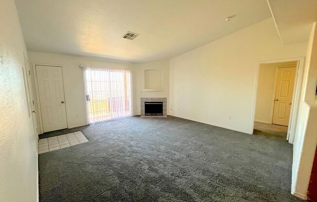 SPACIOUS AND BRIGHT 2 bed/2 bath In gated community