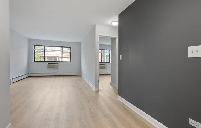 1 bed, 1 bath, 492 sqft, $1,800, Unit 240