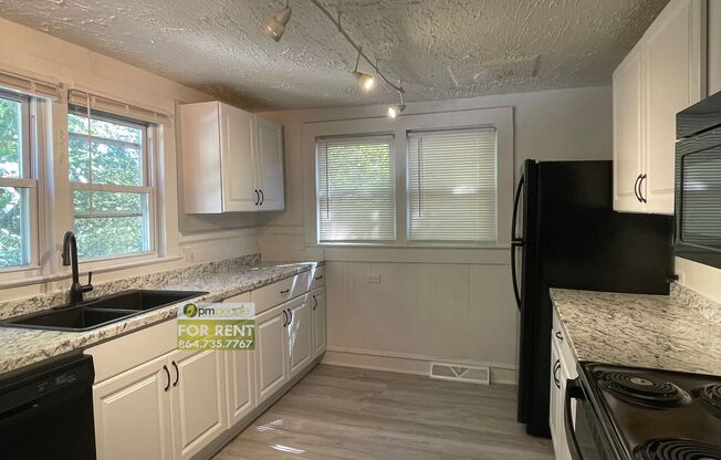 Easley 4/1.5 in Great Location!