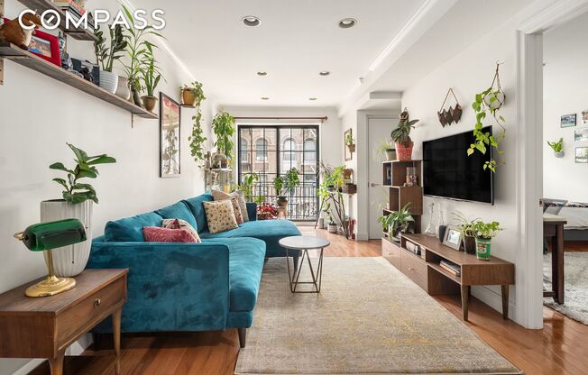 111 W 113 ST