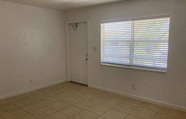 1 bed, 1 bath, 600 sqft, $1,495, Unit 8