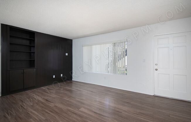 *OPEN HOUSE: 5/24 3-4PM* Charming 2 Br w/ Parking and Patio in Pacific Beach!