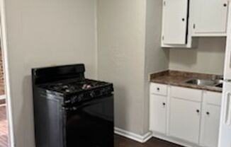 1 bed, 1 bath, $595