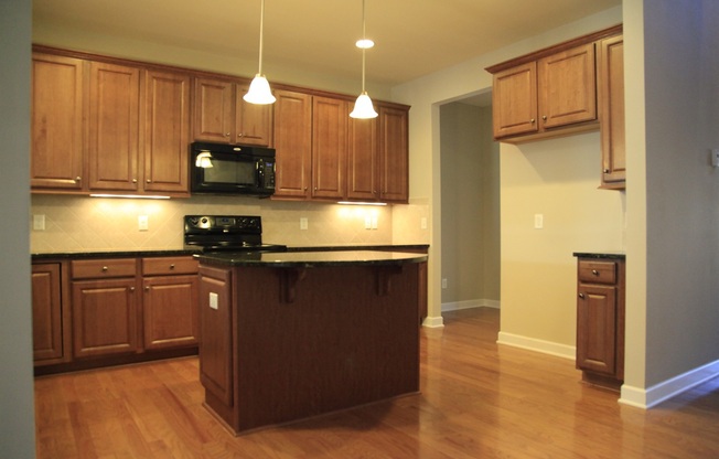 Perfect 4bd/2.5bth home in desirable Millbridge community