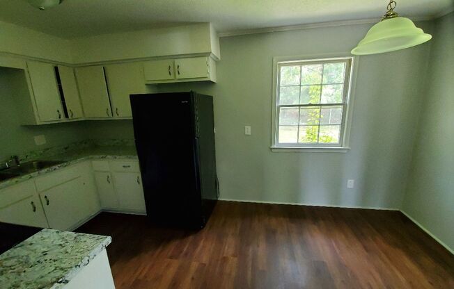 817-C Ridge Rd