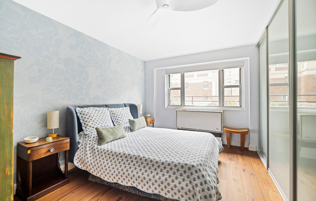 310 LEXINGTON AVE