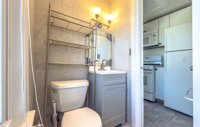 2 beds, 1 bath, 574 sqft, $1,495, Unit 103-105 Center Street, West Haven, CT 06516