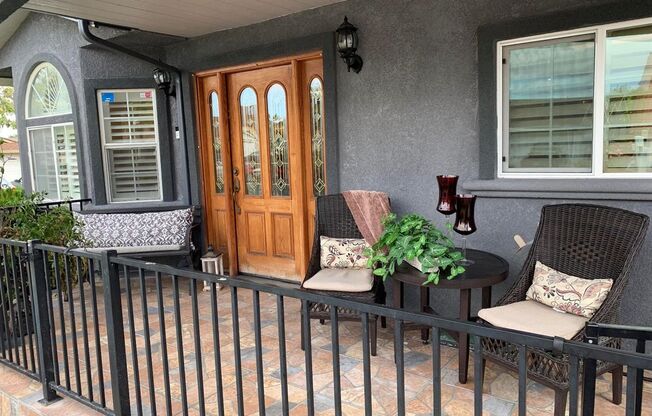 $4290 / GORGEOUS 4-5 BEDROOM SINGLE STORY HOME IN UNION CITY