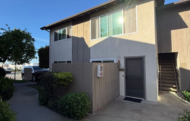 Meta/Laurel Apartments