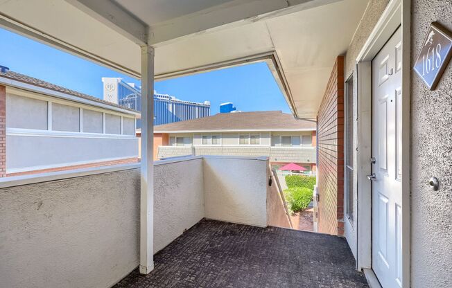 One bedroom condo in Las Vegas Country Club