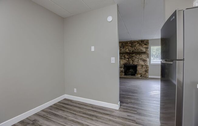 2 beds, 1 bath, 886 sqft, $1,095, Unit 1630 #06