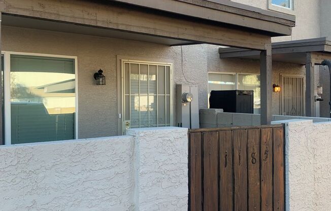 3 beds, 2.5 baths, $1,895