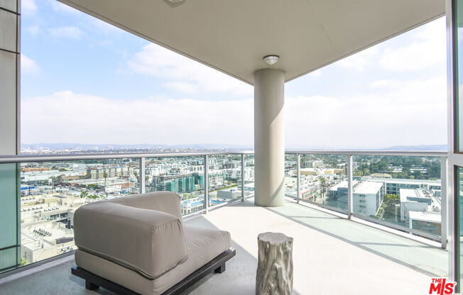 2 beds, 2.5 baths, 1,855 sqft, $7,600, Unit 1703