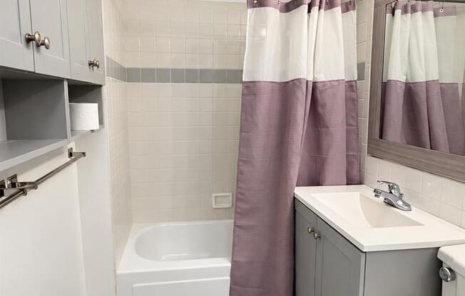 2 beds, 1 bath, 779 sqft, $4,800, Unit 1