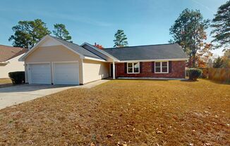 3 Bedroom Updated Ranch near 295 & Fort Liberty!