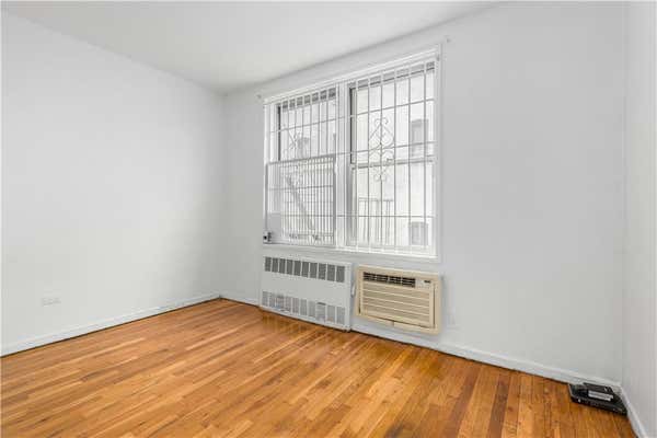 310 BEVERLEY RD