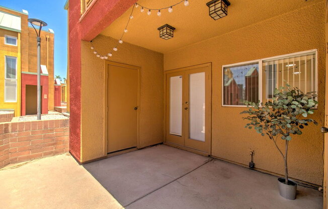 2 beds, 2 baths, 1,095 sqft, $1,600, Unit 140