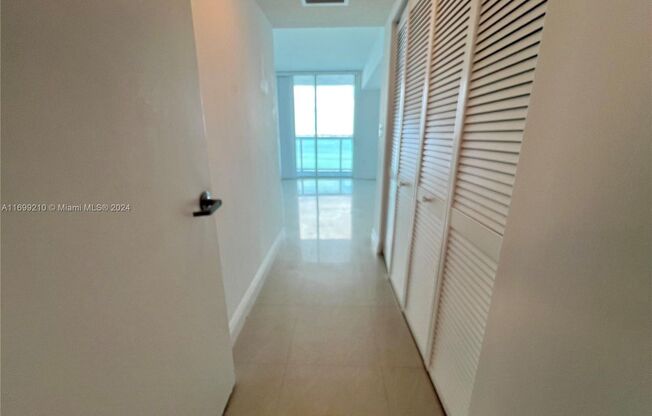 2 beds, 2 baths, 1,154 sqft, $4,800, Unit 1800 N Bayshore Dr # 24-09 (A11699210)