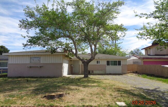 East Lancaster One Story Offering 1260 sq. ft.