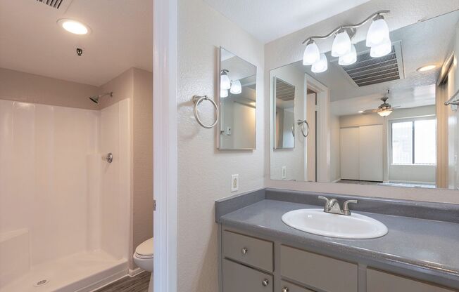 2 beds, 2 baths, 1,055 sqft, $1,825, Unit 110