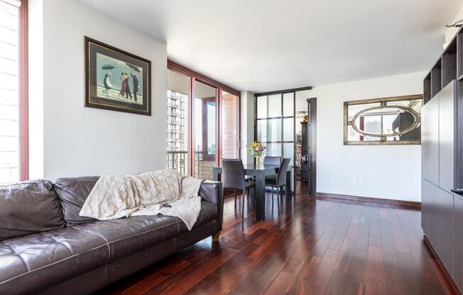 2 beds, 2 baths, 1,050 sqft, $6,000, Unit 22-B
