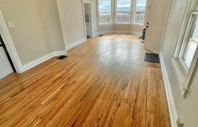 521 VETA AVE