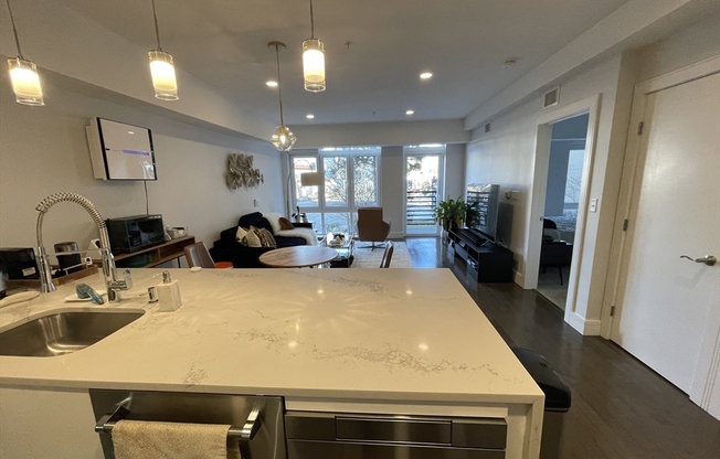 1 bed, 1 bath, 745 sqft, $3,400, Unit 202