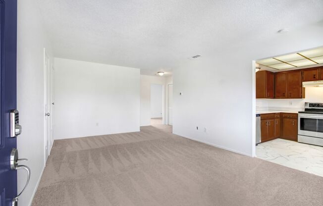 Available now for immediate move in. The Lake at Corona.