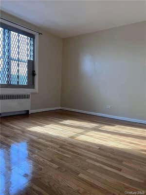 1 bed, 1 bath, 800 sqft, $1,800, Unit 3C