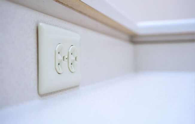 1 bed, 1 bath, 820 sqft, $1,655, Unit Ste #302