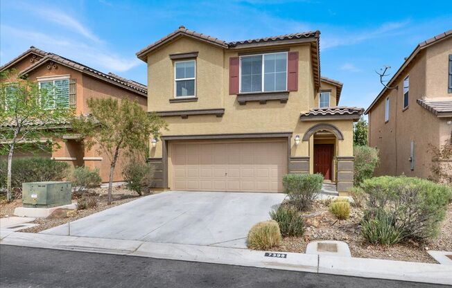 Immaculate 3 Bed / 2.5 Bath Home for Lease in Desirable Mountains Edge!