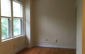 2 beds, 1 bath, $1,395, Unit Apt. 304