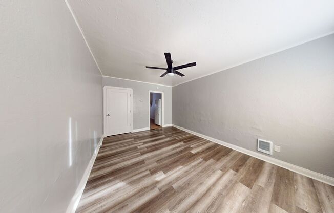 6405 Bancroft Avenue