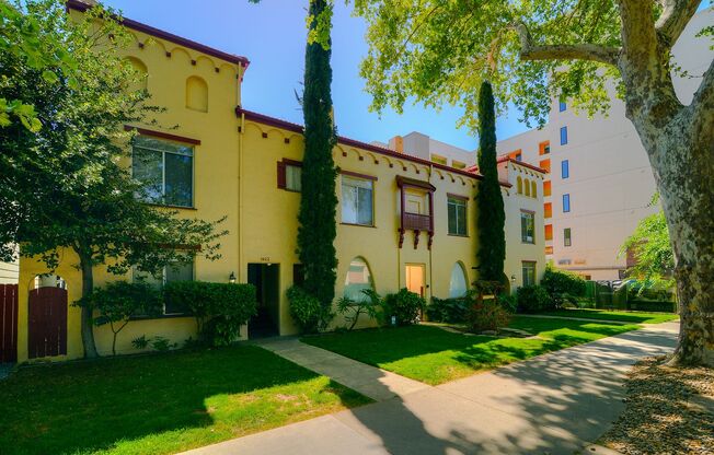 Studio, 1 bath, $1,095, Unit 28