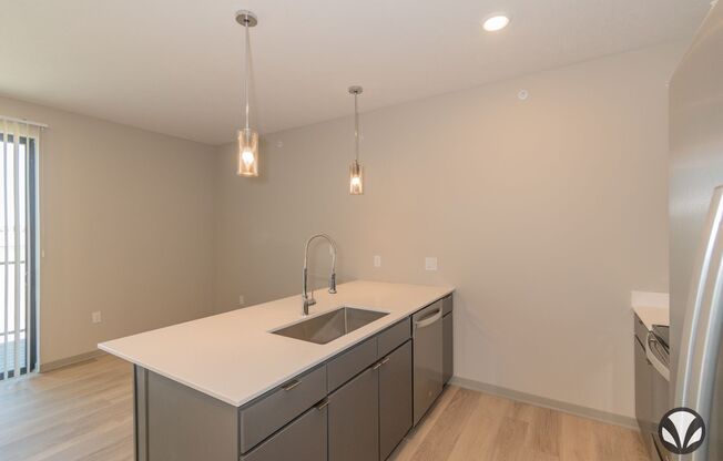 1 bed, 1 bath, 575 sqft, $999, Unit YH-4009