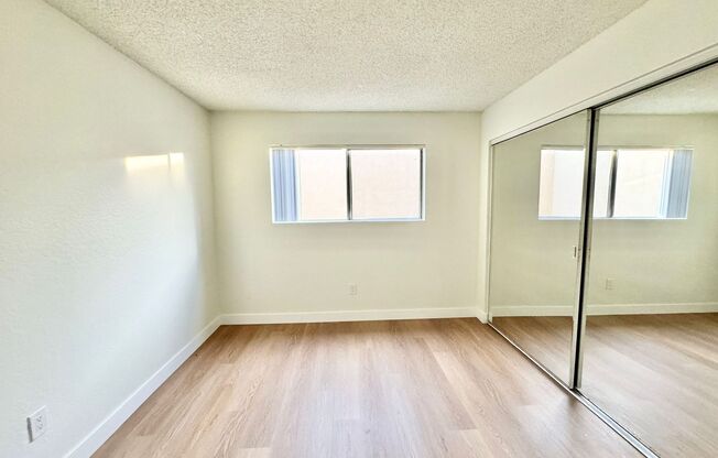 2 beds, 1 bath, 900 sqft, $2,450, Unit 71